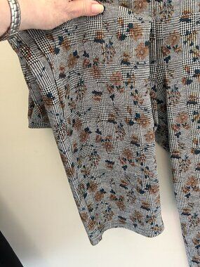 Floral Grey Leggings, Utopia Leggins, Hue Houndstooth Style Leggings